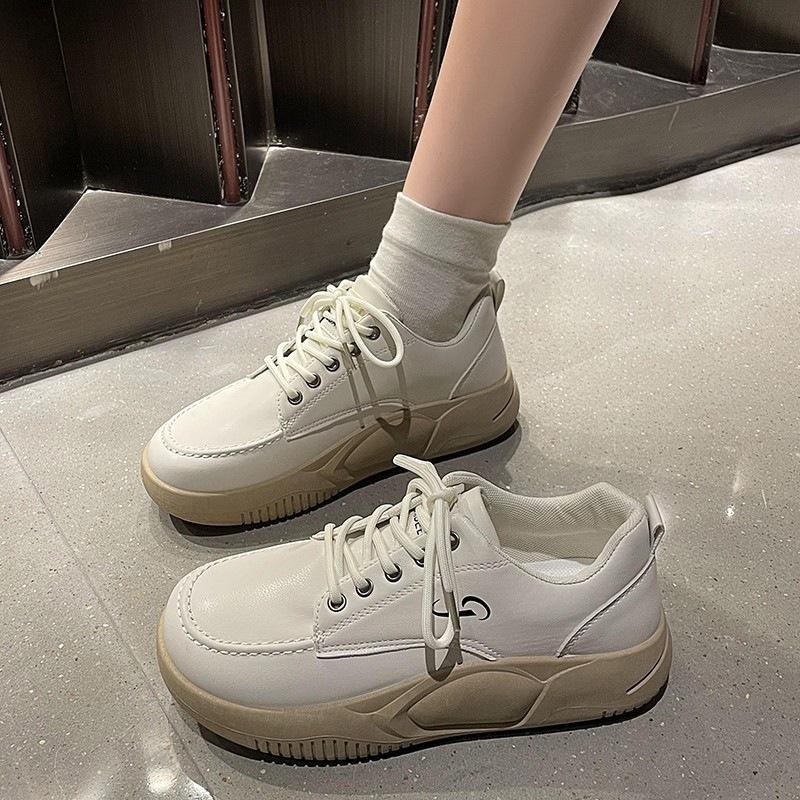 2025 new thick-soled white shoes women's autumn versatile soft-soled fashion sports and leisure shoes travel shoes running shoes women