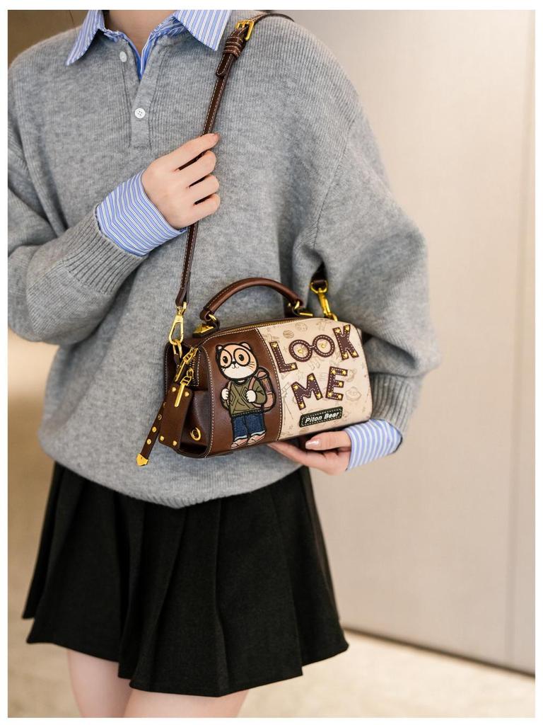 Versatile Women's Boston Retro Crossbody Single Shoulder Handbag