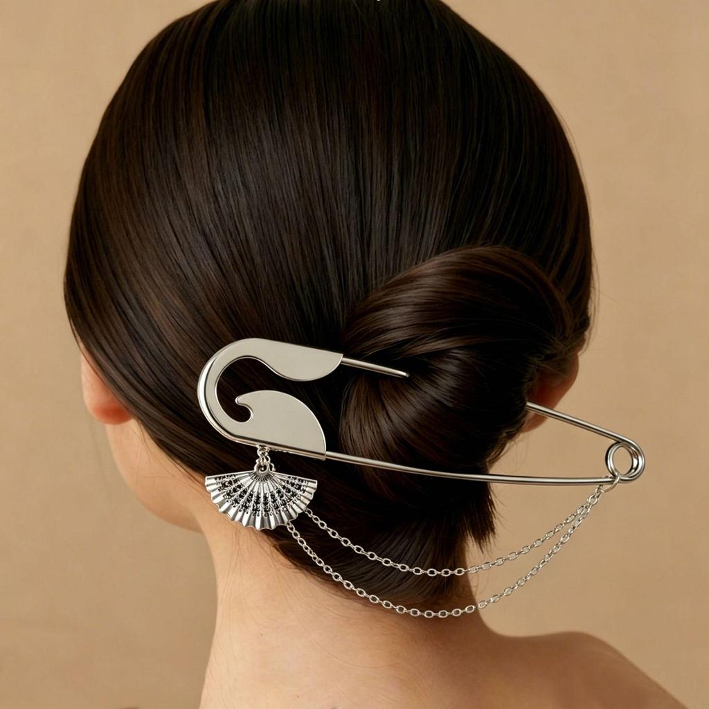 Stylish Large Silver Hair Brooch: Creative Metal Claw Clip for Thick Hair