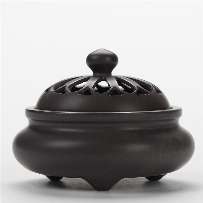 Small Antique Ceramic Incense Burner for Indoor Aromatherapy and Tea Ceremony