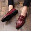Fashion Spring Autumn Hot Selling Trendy Red Men's Leather Casual Shoes Massage Sole Loafers Shoes Versatile Men's Work Business Shoes
