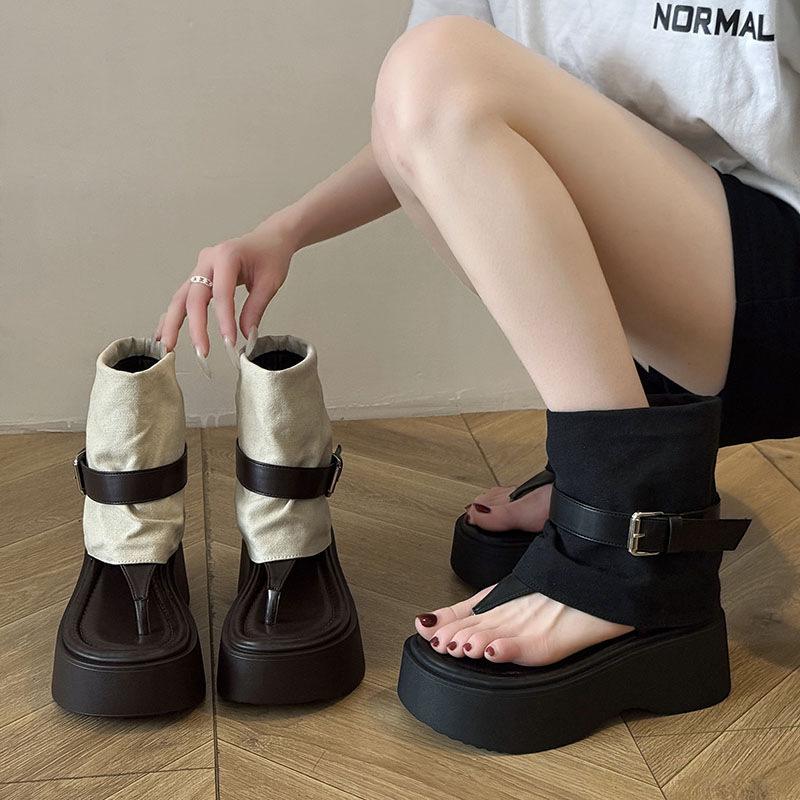 Celebrità di Internet rialzo interno suola spessa punta stivali cool da donna estate nuovo temperamento sandali romani fibbia a cinturino scarpe da donna