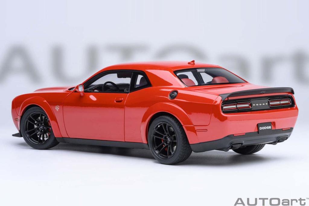 AUTOart Dodge Challenger SRT Jailbreak 2022 Finished Model 71764 1/18 (Red [TORRED])
