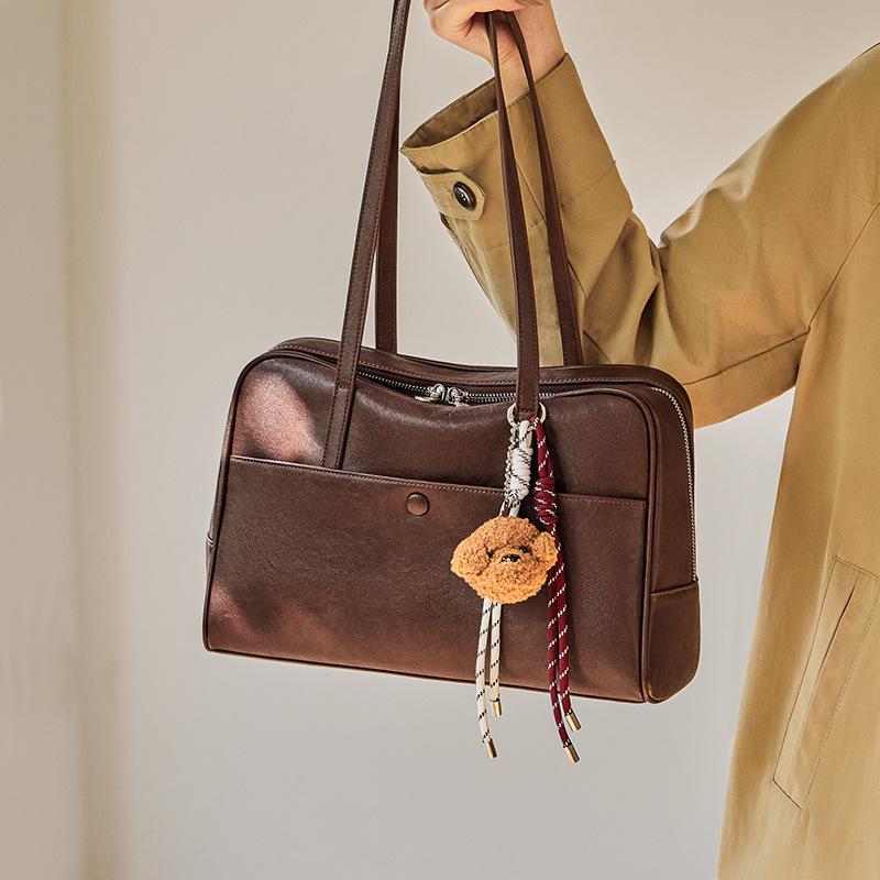 Vintage Large Capacity Shoulder Bag 2025 New Fashion Design Cowhide Bag for Office Commute Handbag for Women