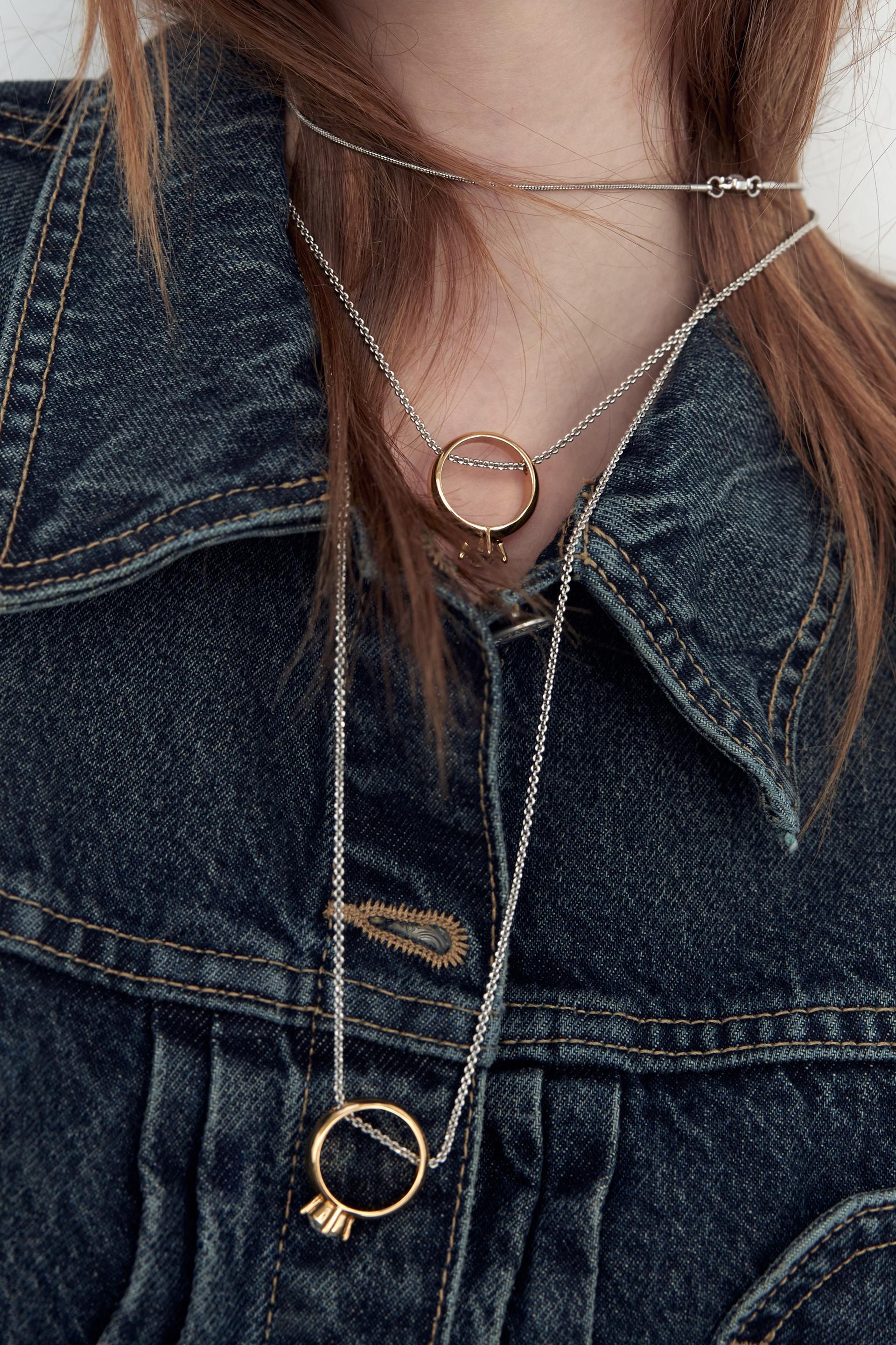 

КРУГЛОЕ ОЖЕРЕЛЬЕ