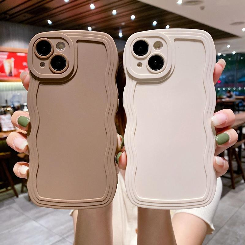 Luxusní matný nárazuvzdorný silikonový kryt s vlnitými liniemi pro iPhone 15 14 13 12 11 Pro Max X Xs XR Max 7 8 Plus matný nárazuvzdorný měkký silikonový kryt s motivem cukrovinek