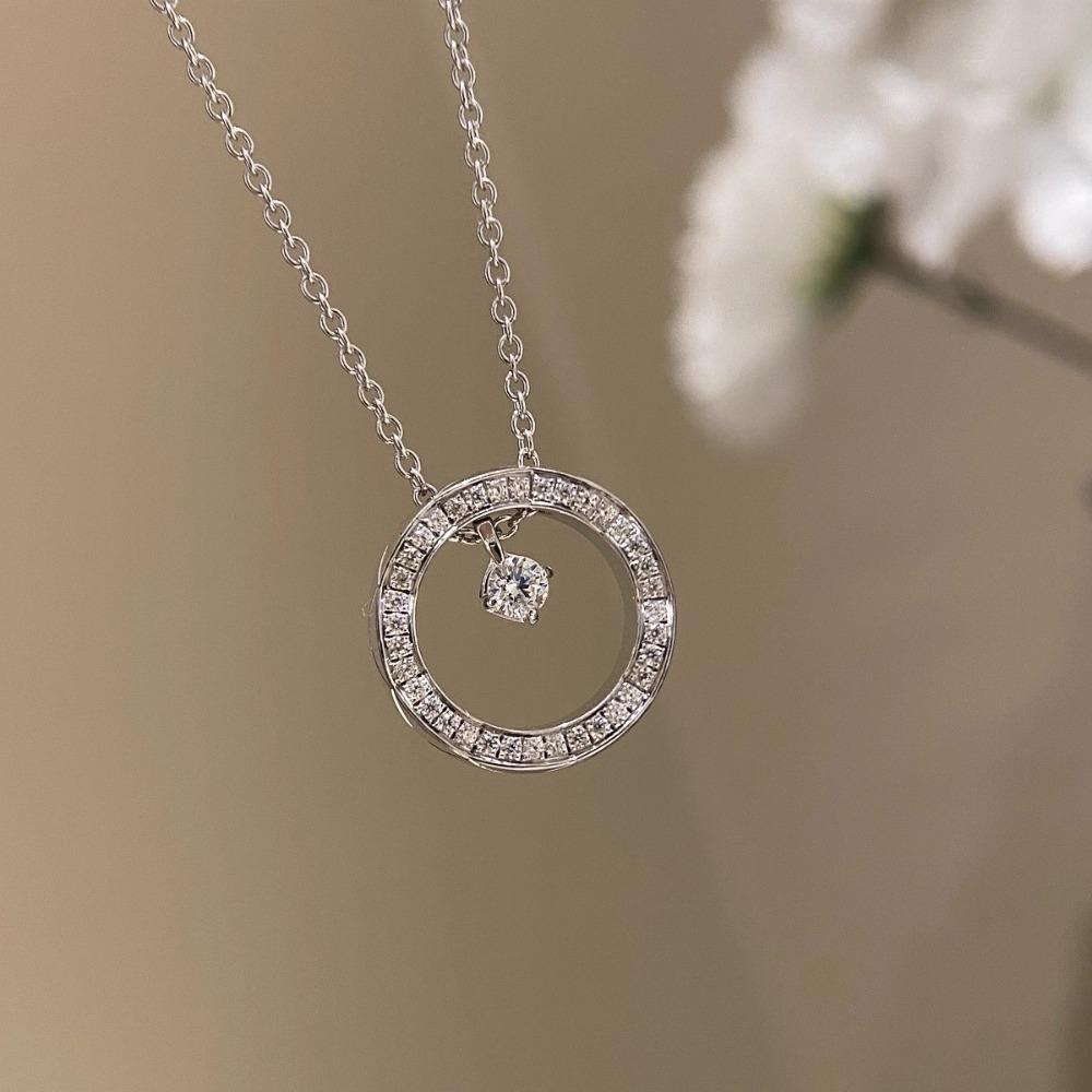 

Elegant Gold Plated Sailor Moon Necklace for Women Diamond Grid Pendant Luxury Collarbone Chain Jewelry