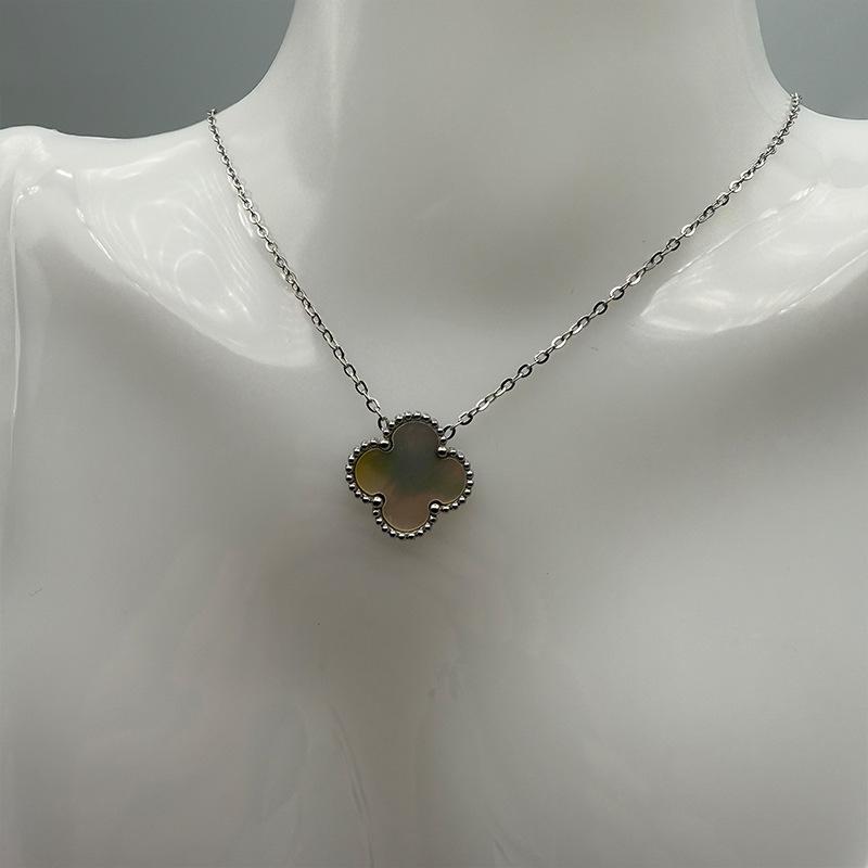 Temperament Socialite Lucky Four-leaf Clover Titanium Steel Necklace Female Internet Celebrity Light Luxury Five-flower Clavicle Ladies Necklace