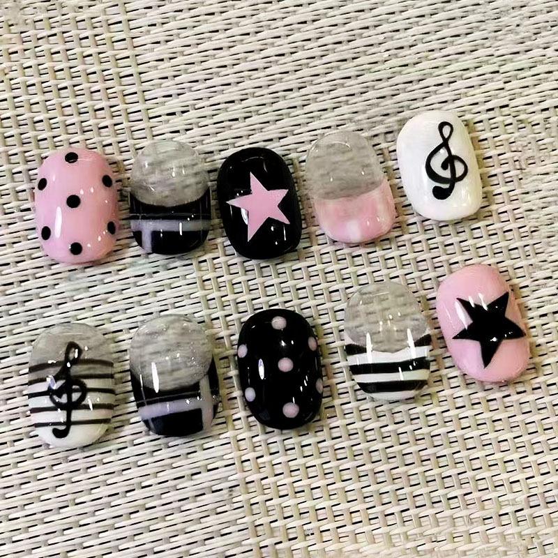 30Pcs Cute Cartoon Short Bean Shaped Press On Nails Autumn Winter Niche Design Fake Nails Gift For Girls And Friends