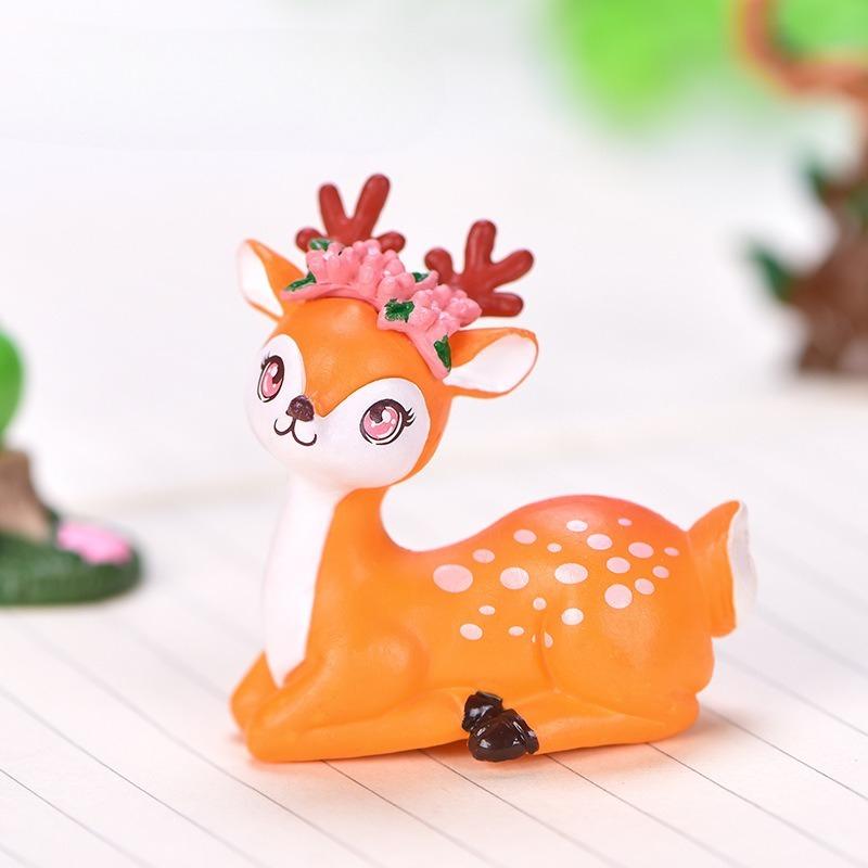 1pcs Wild Animal Little Sika Deer Model Ornaments Small Fawn Fairy Garden Miniature Accessories Decor Action Figure Figurine Toy