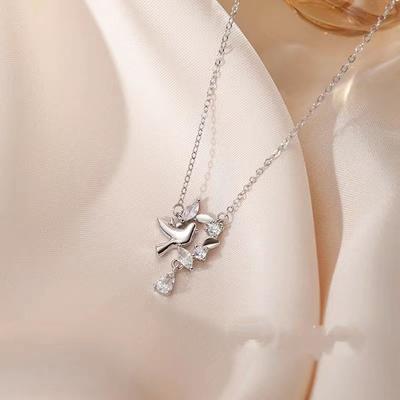Zircon Wheat Pendant Necklace for Women New Fashion Delicate Clavicle Chain Luxury Jewelry