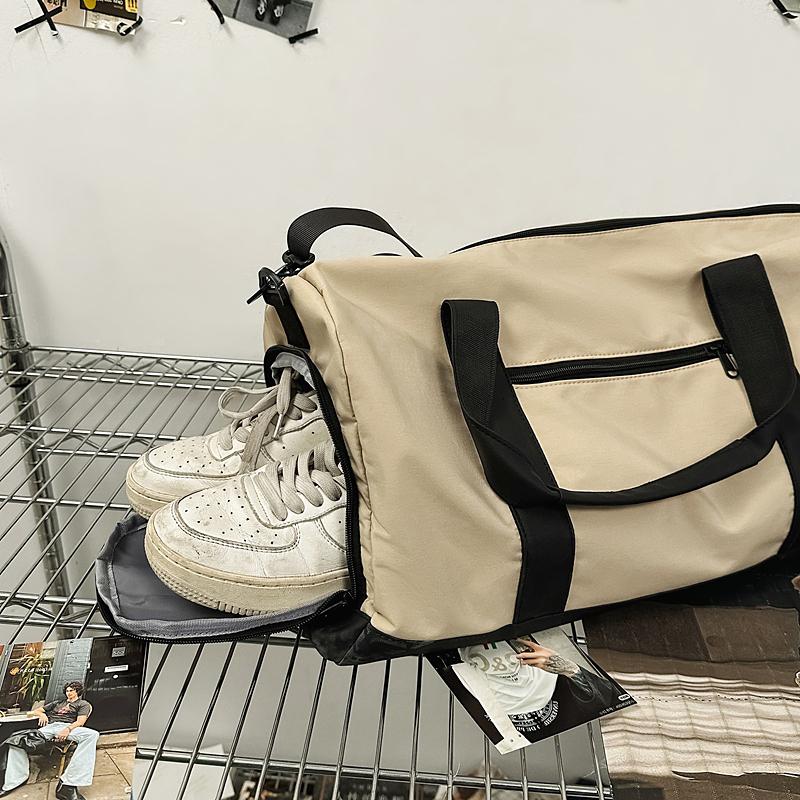 Reiseveske Stor Kapasitet Tørr og Våt Separat Vannavvisende Duffelbag Separasjon Sko Lommer Sports Fitness Bag