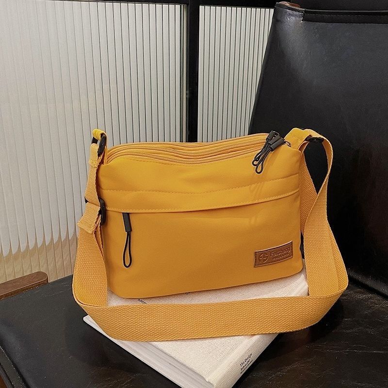 JunCheng001 Dames schoudertas met verstelbare schouderband, ritssluiting, casual crossbodytas voor dagelijks gebruik geel