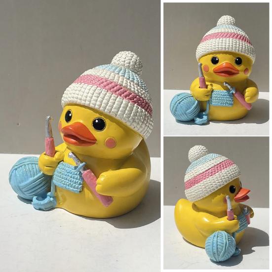 Funny Duck Figurine Small Resin Crocheting Duck Statue Collectible Tabletop Ornament for Desk Bookshelf Car Dashboard Decor