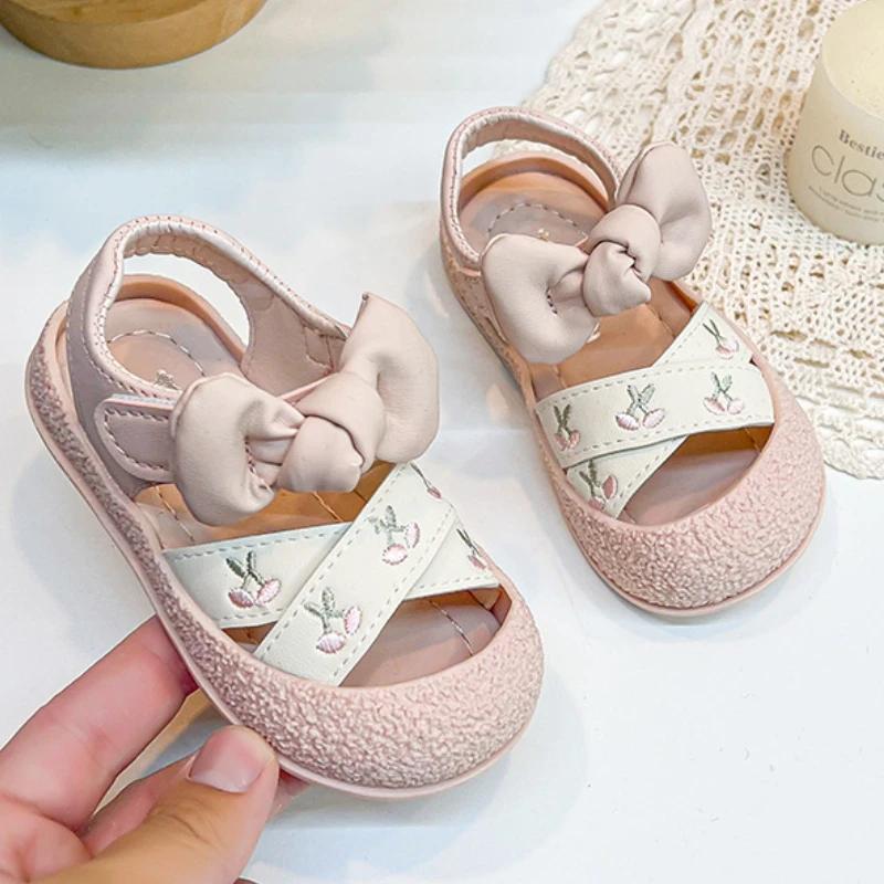 Fashion Kid Shoe Girl Soft Soles Casual Shoe Fashionable Princess Shoes New Antiskid Beach Shoes Bow Shaped Girl Sandals Sandálias
