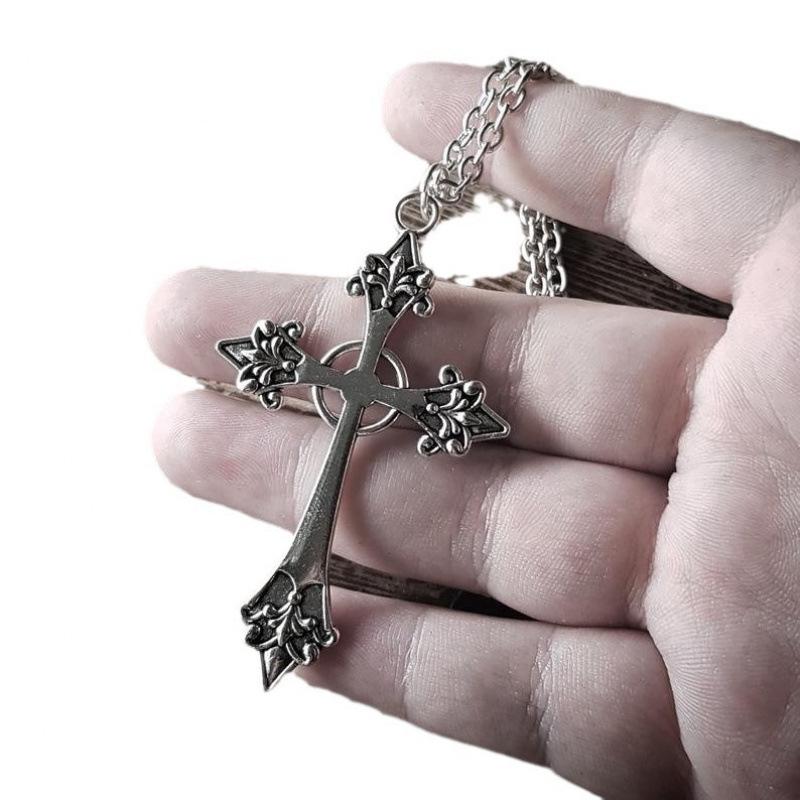 Trendy Alloy Cross Necklace Pendant for Europe & America