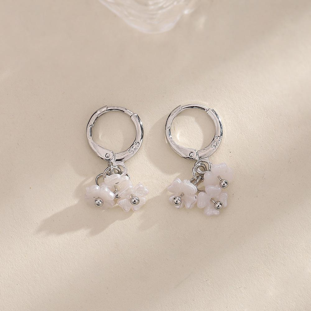 Colorful Flower Ear Buckle Exquisite Flower Earrings Fashionable And Sweet Pastoral Pearlescent Glossy Flower Earrings