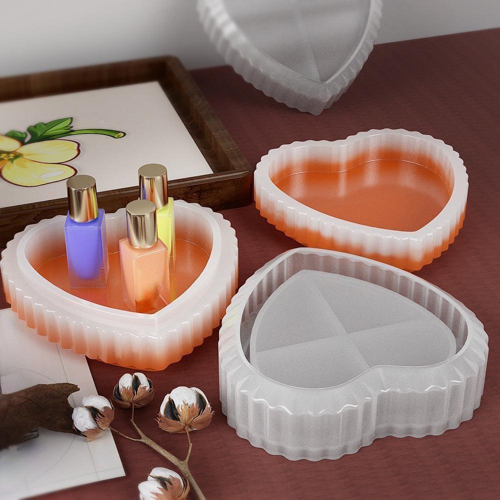 DIY Adhesive Plaster Candlestick Mould Striped Love Plate Storage Box Mold Heart Shaped Tray Jewelry Storage Box Silicone Mold