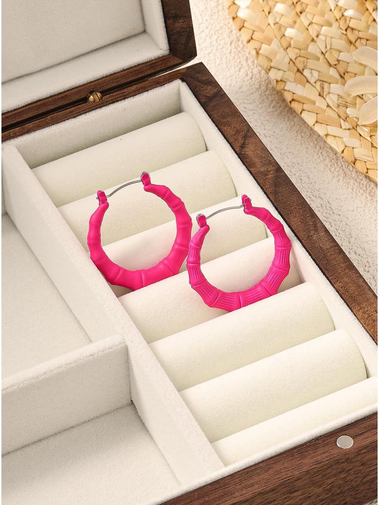 Extra-Large Gold Bamboo Hoops: Bold European & American Style Earrings for Hiphop, Street Dance, and Nightclub Fashion.