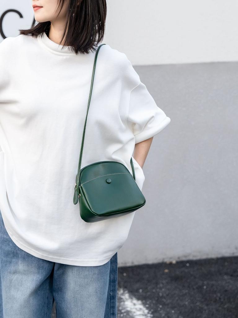 Spring and Summer Mobile Phone Bag Women's New Leather Soft Leather Bag Lightweight Casual Messenger Bag Fashionable Versatile Shoulder Bag