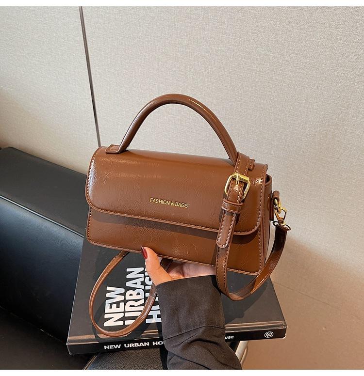 Retro Small Bag Women's Bag New Fashion Shoulder Messenger Bag High-end Women's Portable Small Square Bag