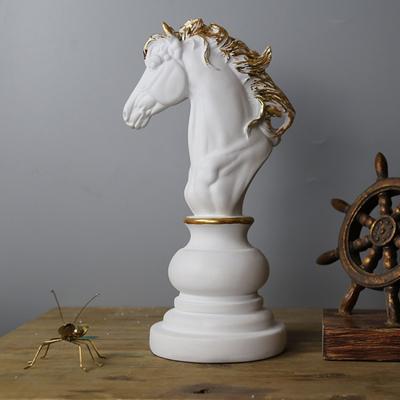 International Chess Resin Crafts Ornaments Black Gold Chess Pieces King Queen War Horse Simulation Horse Head Home Decoration