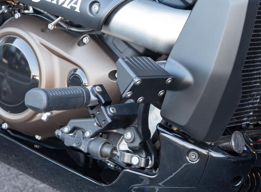 Kijima for Sportster S Improved Set Step-Up Brackets, Steel/Aluminum, ('21-/RH1250S), Positioning, Black, 2-Piece (HD-05447)