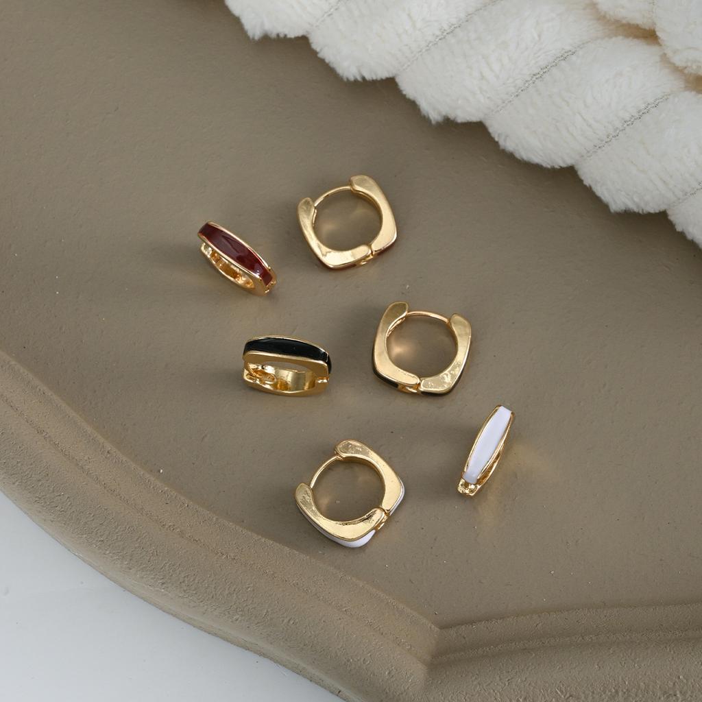 TEMU explosive geometric ear buckle gold enamel square earrings simple and fashionable commuter earrings set