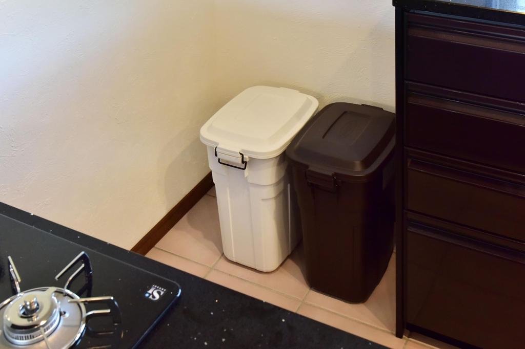 AZUMAYA Trash Can, 30L, Brown