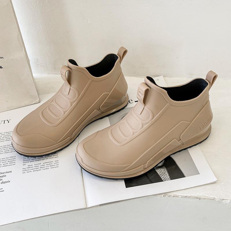 

Короткие резиновые сапоги для женщин, Модные уличные водонепроницаемые дождевые сапоги, Обувь на плоской подошве, стройнящая и увеличивающая рост, Резиновая обувь 40 бежевый