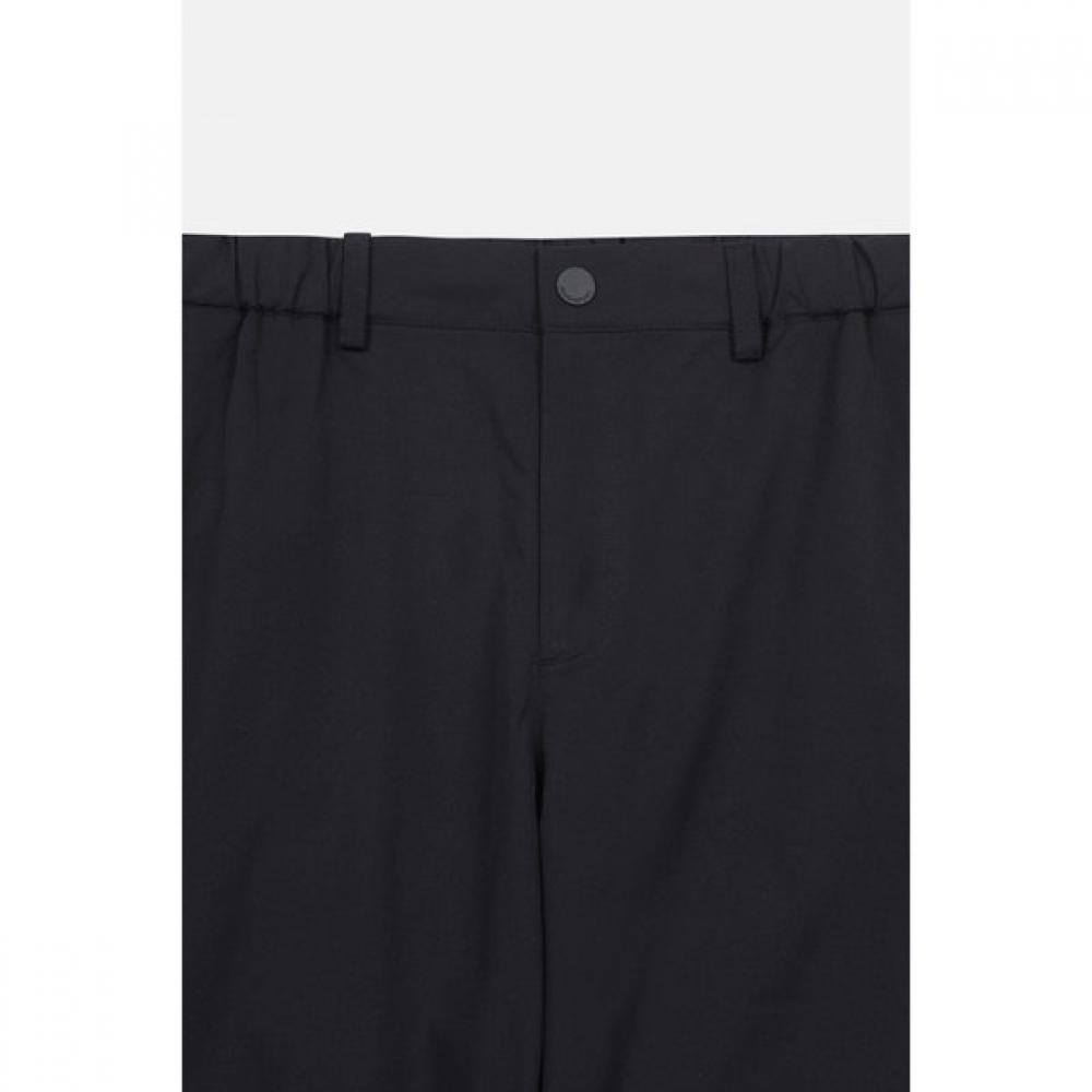 KOLON SPORT Men S Regular Fit Diagonal Cargo pantS tlpnS25441blk