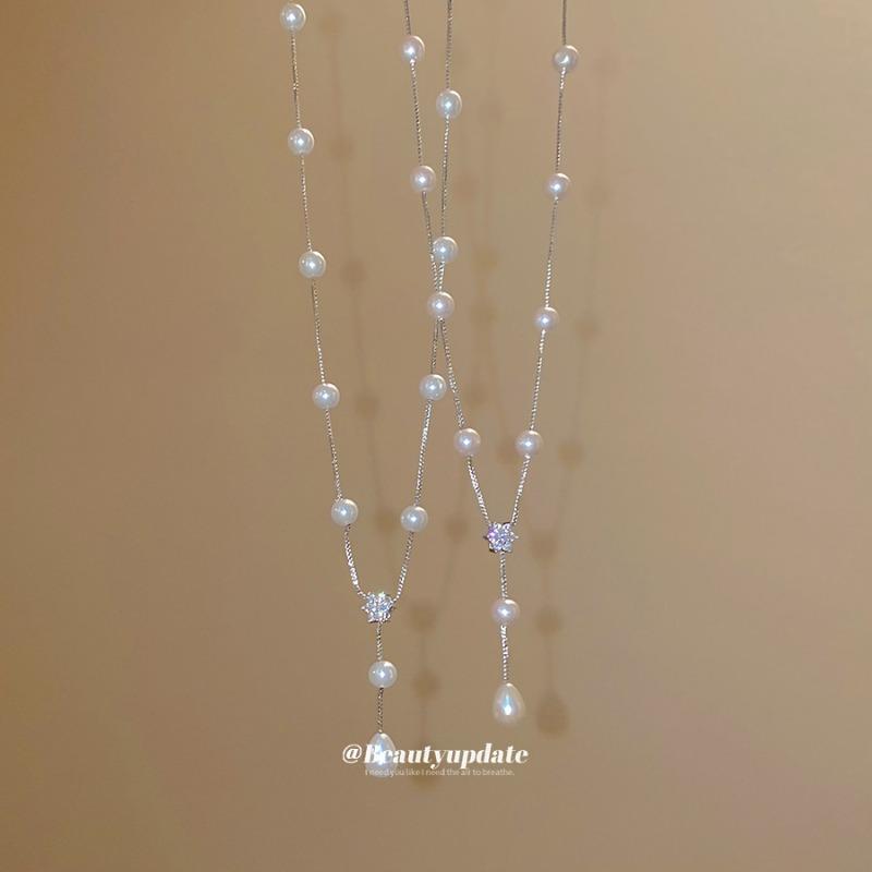 Korean version of zircon flower pearl necklace retro elegant daily commute versatile collarbone chain light luxury high-end neck chain