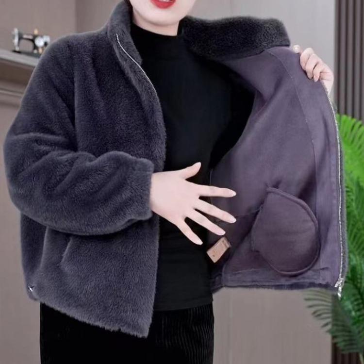 Winter Thick Faux Fur Coat Women Short Zip Up Cardigan Jacket Turn Down Collar Long Sleeves Cold Proof Outdoor School Outerwear
