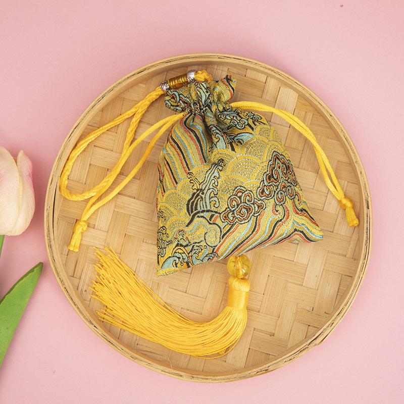 Sachet Sachet Leere Beutel Beutel Drachenbootfest Stickerei Auto Anhänger Moxa Weihrauch Beutel Auto Glücksbringer Wolke Segen Beutel