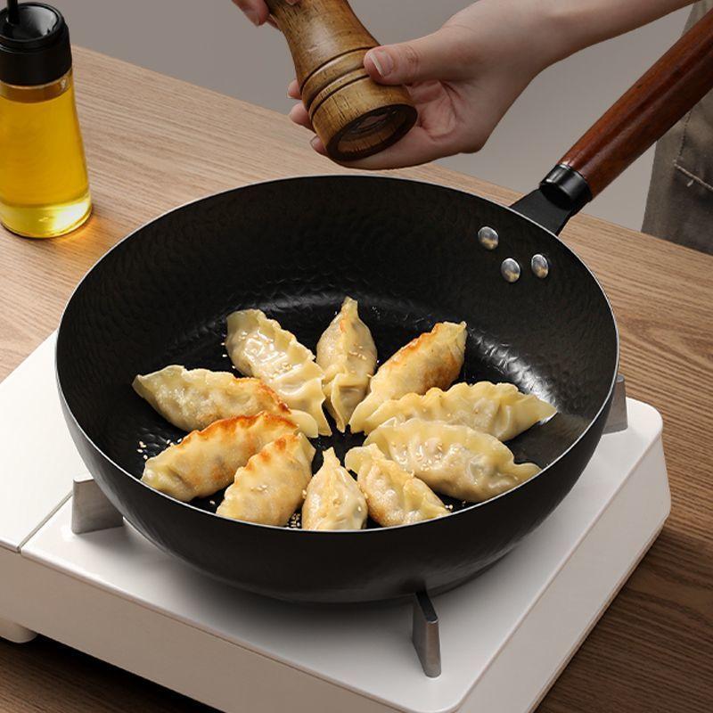 Handmade Iron Pan Stir Fry Pan Old-fashioned Stir Fry Pan Milk Pan Non Stick Pan Induction Cooker Uncoated Iron Pan