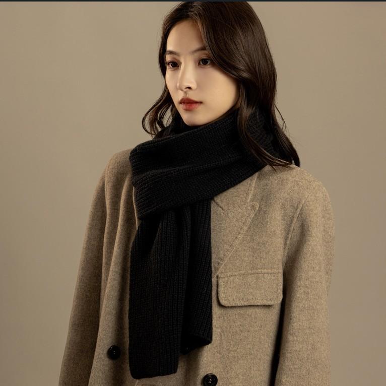 Autumn and winter solid color knitted versatile scarf women's new shawl winter fashion simple high sense warm student scarf