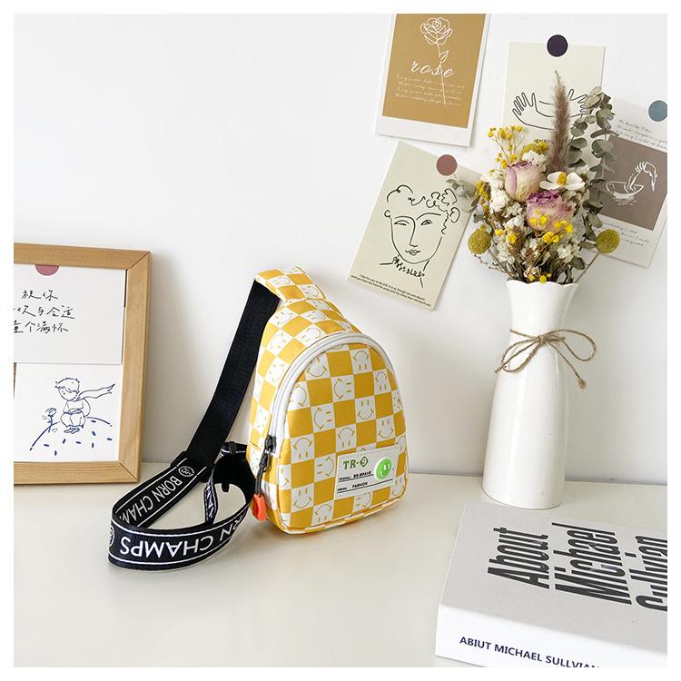 

Детские сумки, детские нагрудные сумки с милыми мультяшными смайлами, красивые сумки-мессенджеры на одно плечо для мальчиков и девочек, выходящих на улицу жёлтый