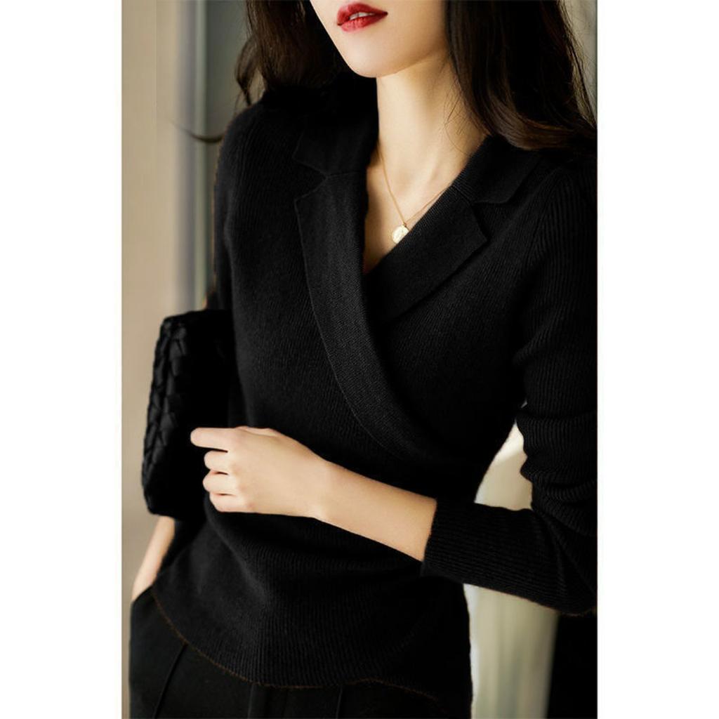 Autumn Women's Clothing New Style, Elegant Commuting, Elegant Temperament Suit Collar, Slimming Knitted Sweater, Cross Design Feeling Knitted Sweater