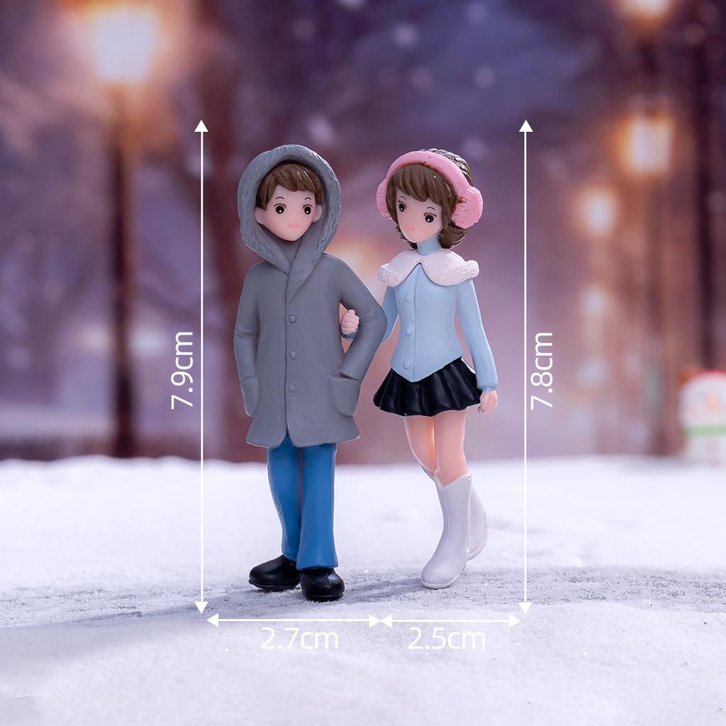 Micro Landscape Decoration Cartoon Cute Girl Boy Couple Doll Hand Table Decoration Valentine's Day Gift