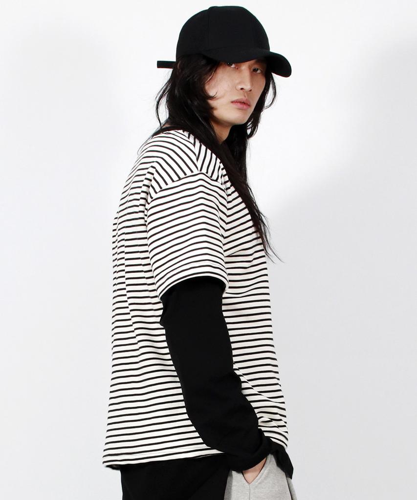 Deumakeu M Layered Sleeve Boxy Fit Crew Neck T-Shirt Stripe-Ivory