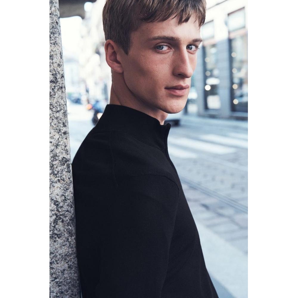 H M sliM Fit Zip Top Fine Knit Sweater Black