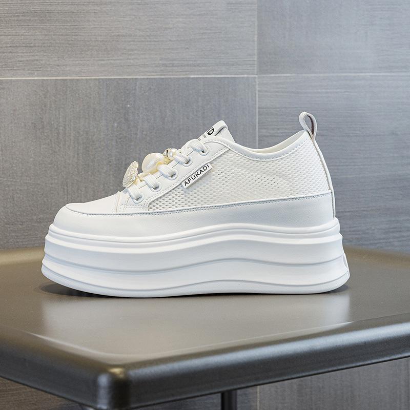 

Inner heightening women s shoes 8CM thick-soled invisible small man spring and summer breathable versatile casual sports board shoes, trendy 33