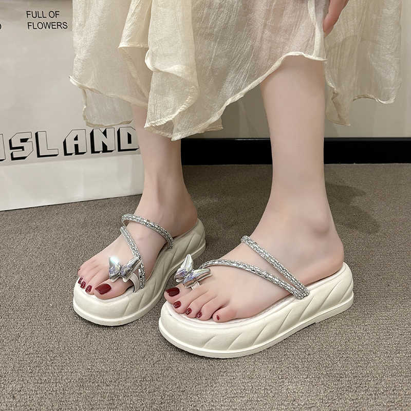 Fashion Does Not Slip Lightweight Women's Silver Brand Slippers Silver Sandals Women Flip Flop Shoes Sneakers Sport Krasovki Tnis
