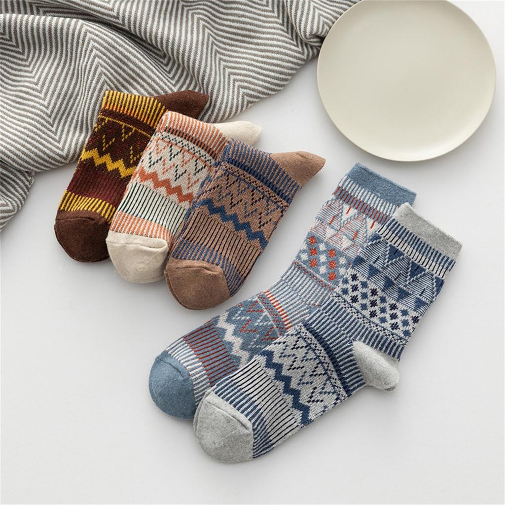 Women Girls Fashion Strip Print Cotton Street Middle Tube Socks Stockings