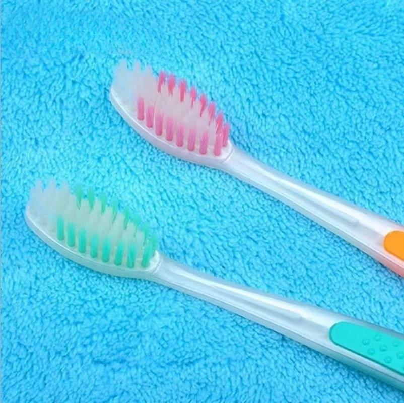 4pcs Handle Soft Toothbrush Set Adult Clean Soft Brushed Healthy Tooth Care Toothbrush