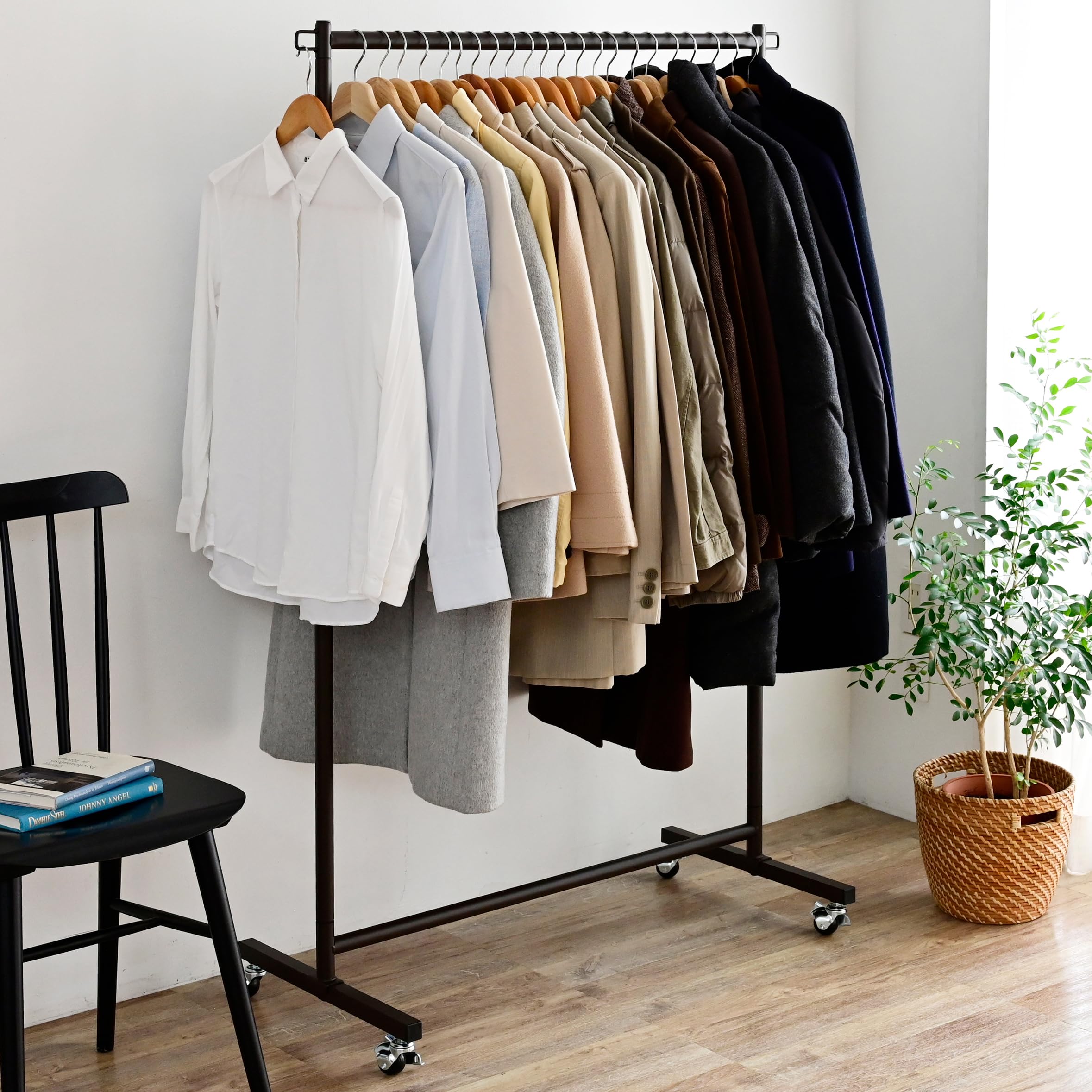 

YAMAZEN Сверхпрочная вешалка-стойка шириной х глубиной 43 х уровнями высоты с 5 см общей грузоподъемностью Легко перемещать даже с тяжелой большой одеждой Сборка