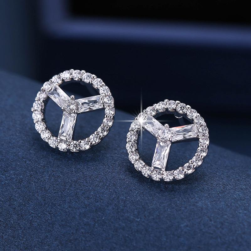 White Minimalist Geometric Copper Stud Earrings for Women