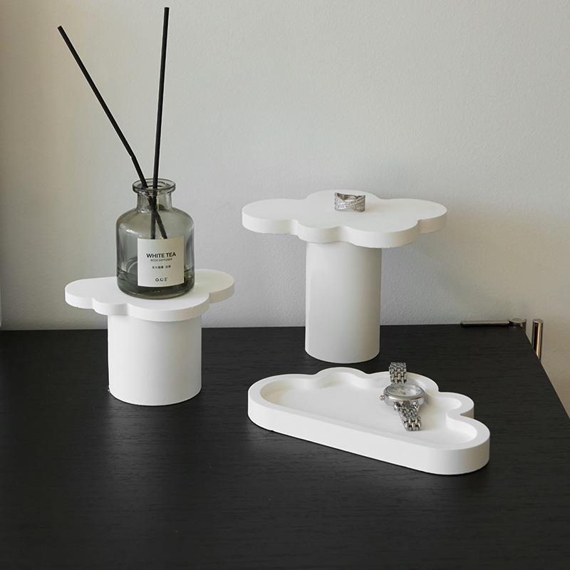 Jewelry Display Props: White Plaster Stand for Earrings, Rings & Photo Decoration