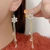 Luxury Crystal Zircon Flower Tassel Drop Earrings for Women Exquisite Shiny Zircon Snowflake Long Earring Wedding Party Zircon