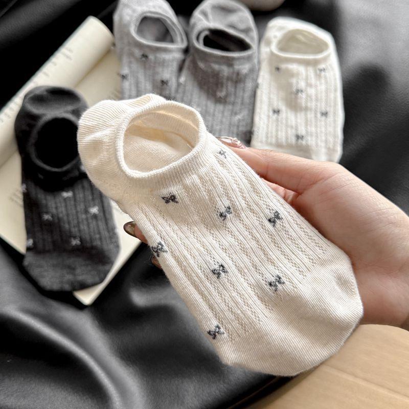 Women's Spring and Summer Thin New Versatile Small Bow Mesh Invisible Boneless and Non Dropping Heel Boat Socks